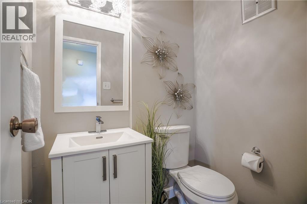 90 St. Andrews Drive, Hamilton, Ontario  L8K 6H4 - Photo 18 - 40837209