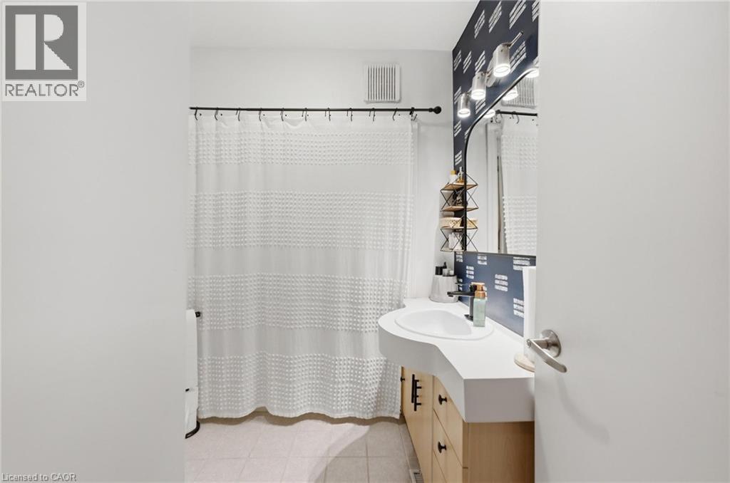 481 Upper Gage Avenue, Hamilton, Ontario  L8V 4J2 - Photo 16 - 40845572