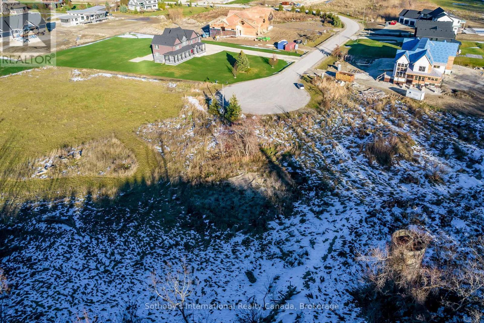 21 Raintree Court, Clearview, Ontario  L9Y 0K2 - Photo 5 - S13560278