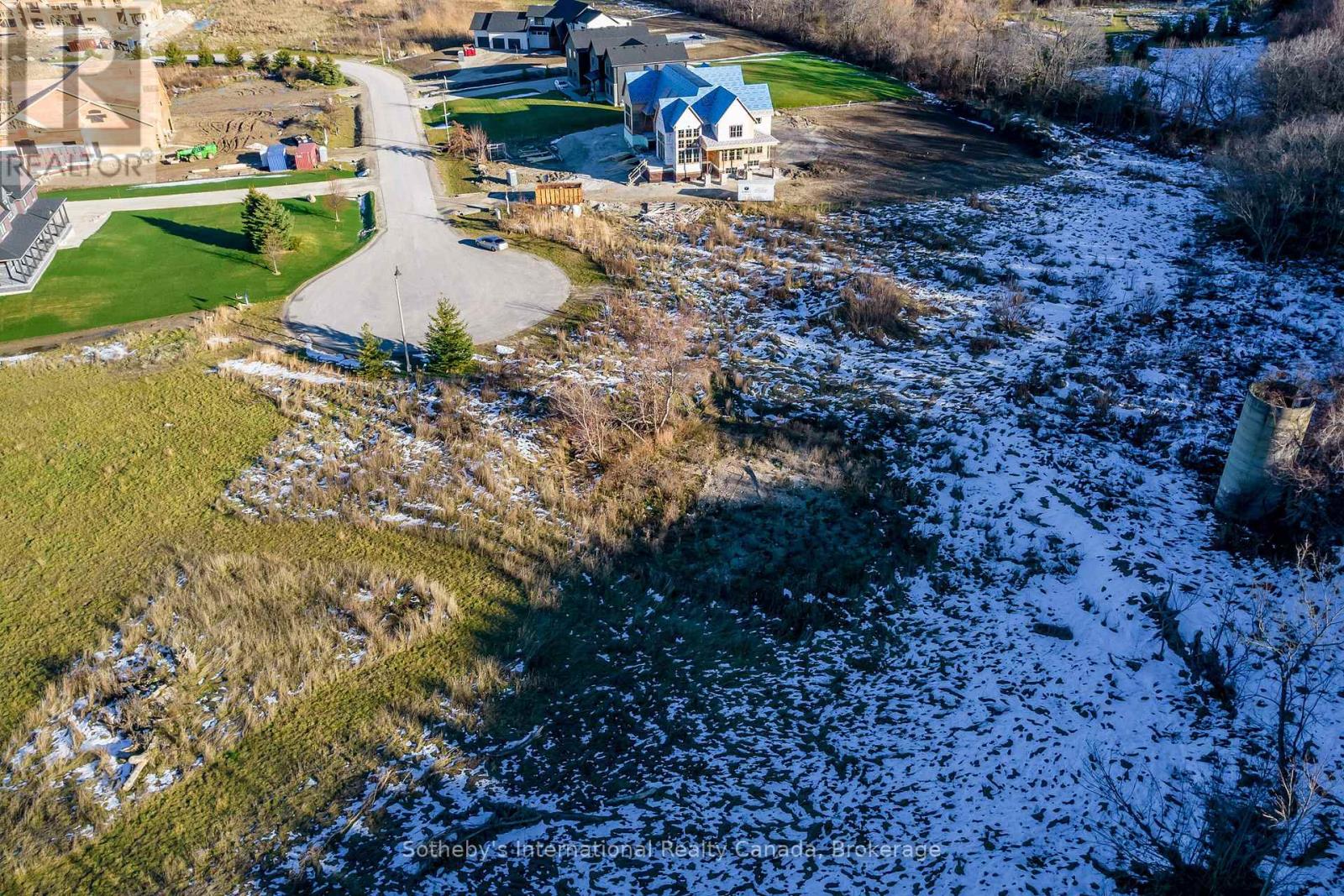 21 Raintree Court, Clearview, Ontario  L9Y 0K2 - Photo 6 - S13560278