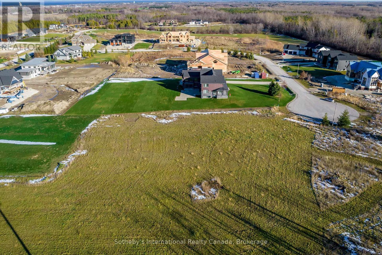 19 Raintree Court, Clearview, Ontario  L9Y 0K2 - Photo 6 - S13560300