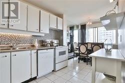 1604 - 735 Don Mills Road, Toronto, Ontario  M3C 1S9 - Photo 10 - C13560352