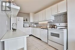 1604 - 735 Don Mills Road, Toronto, Ontario  M3C 1S9 - Photo 11 - C13560352