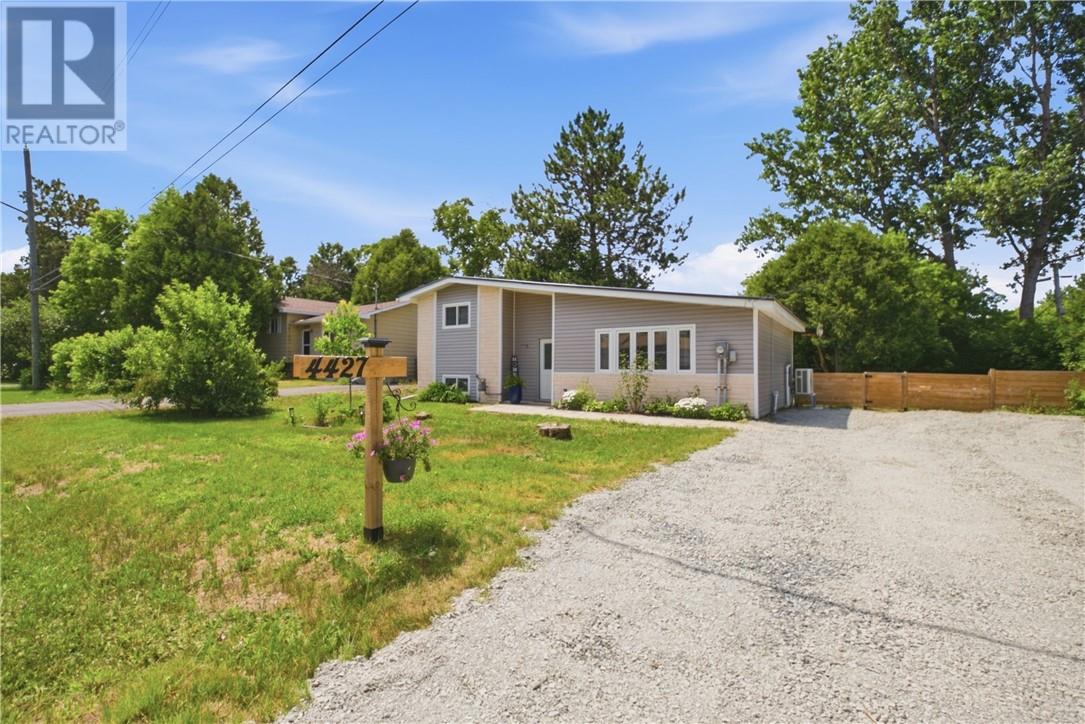 4427 Laura Street, Hanmer