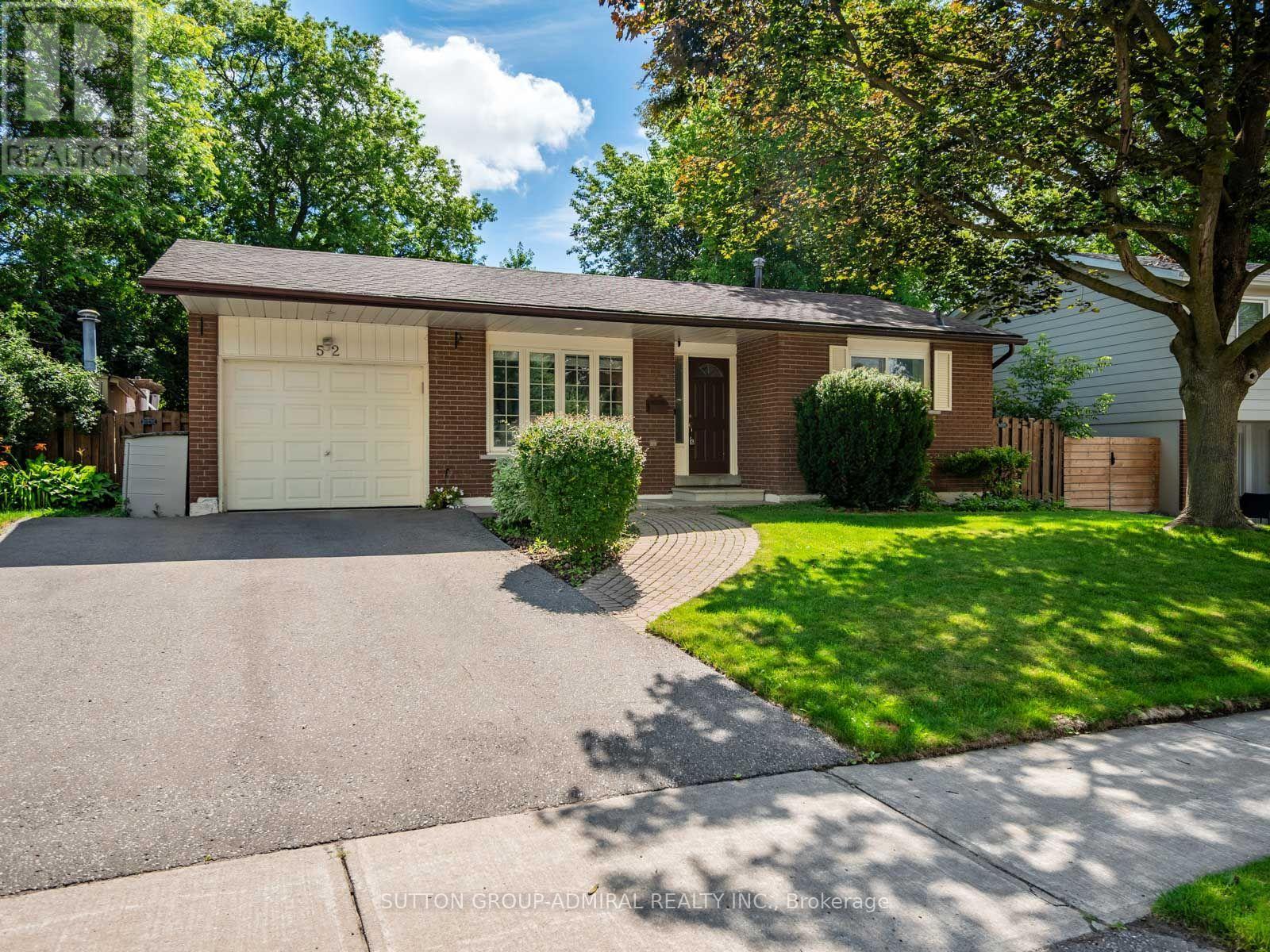 52 SIR BEDEVERE PLACE, Markham (Markham Village)