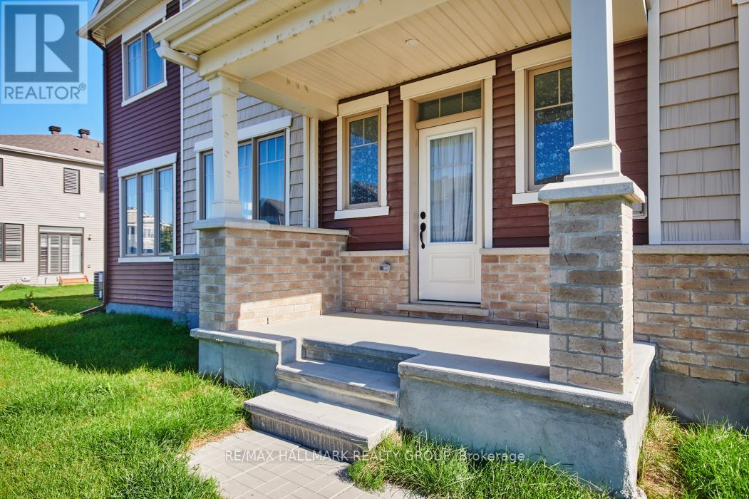 221 Merak Way, Ottawa, Ontario K2J 6N7 - Photo 2 - X13560348