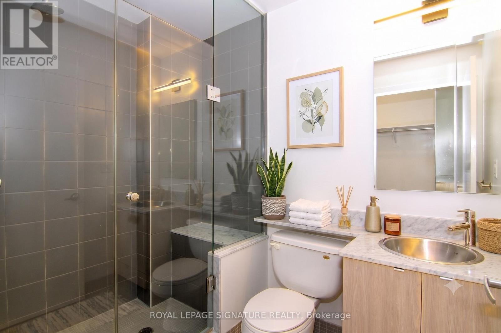 3204 - 33 Lombard Street, Toronto, Ontario  M5C 3H8 - Photo 11 - C13559652