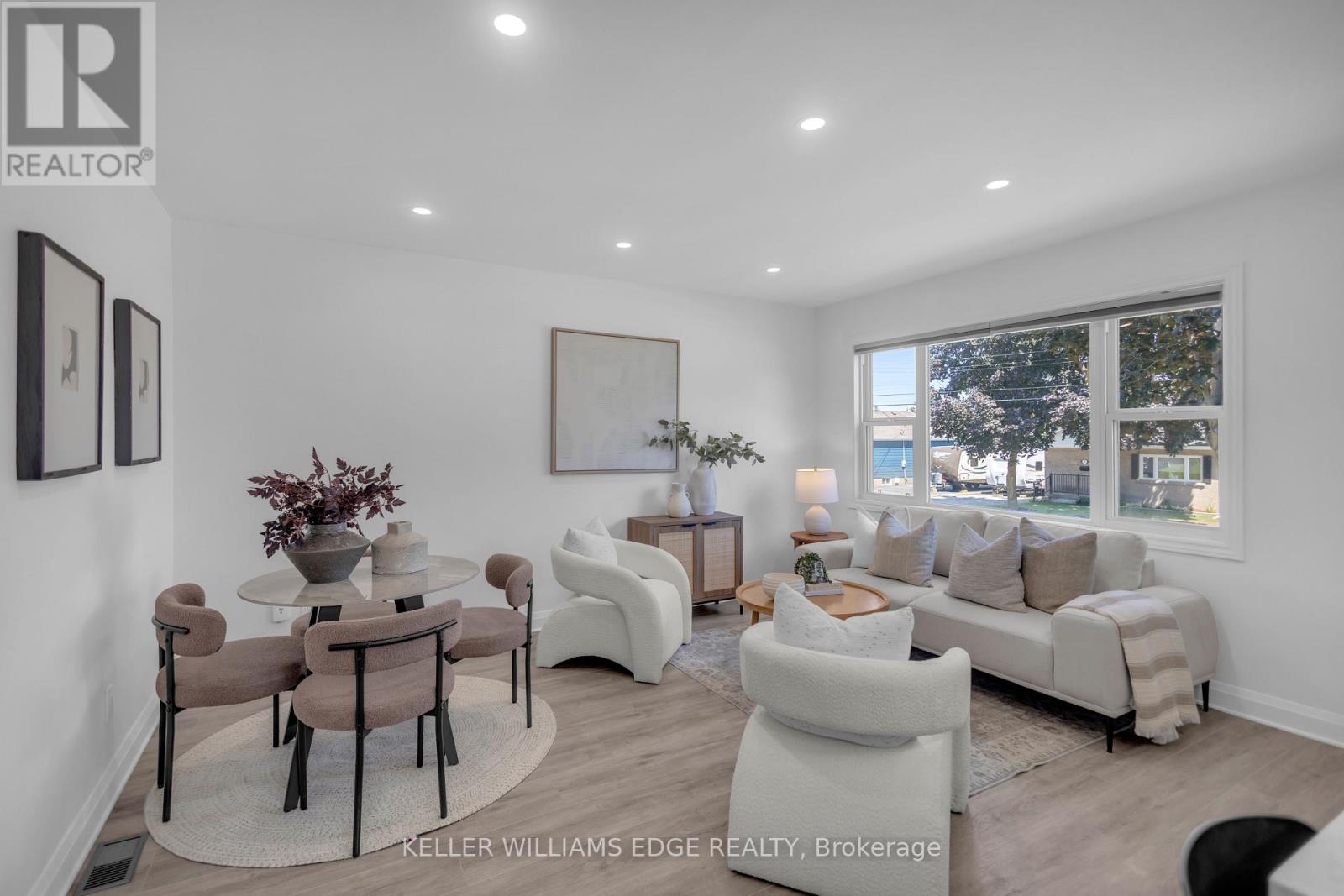 202 ERINDALE AVENUE, Hamilton (Rosedale)