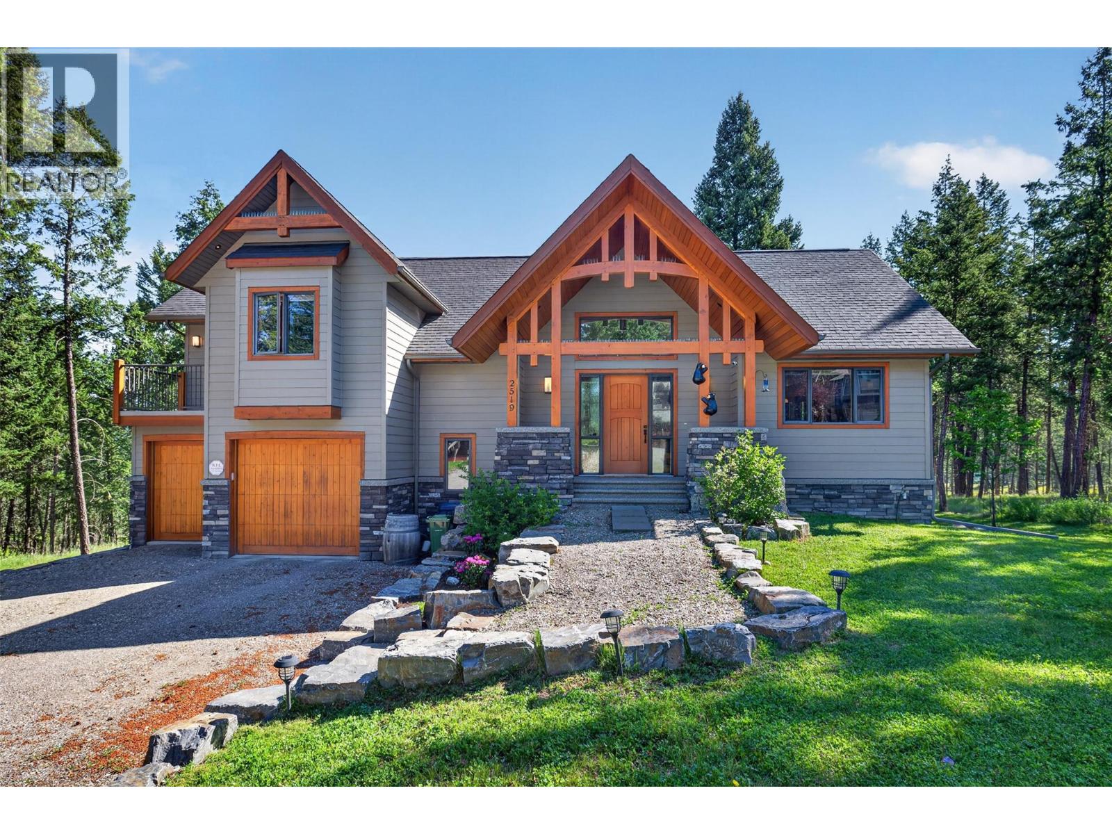 2519 Cobblestone Circle, Invermere
