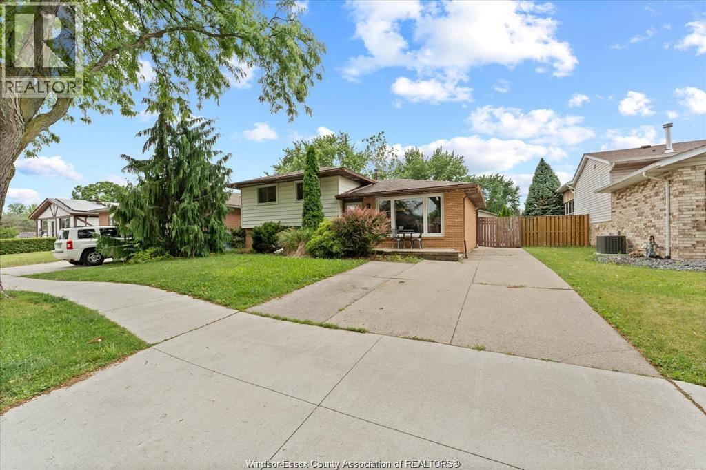 3285 Rosebriar Road, Windsor, Ontario  N8R 1Y2 - Photo 5 - 26016870