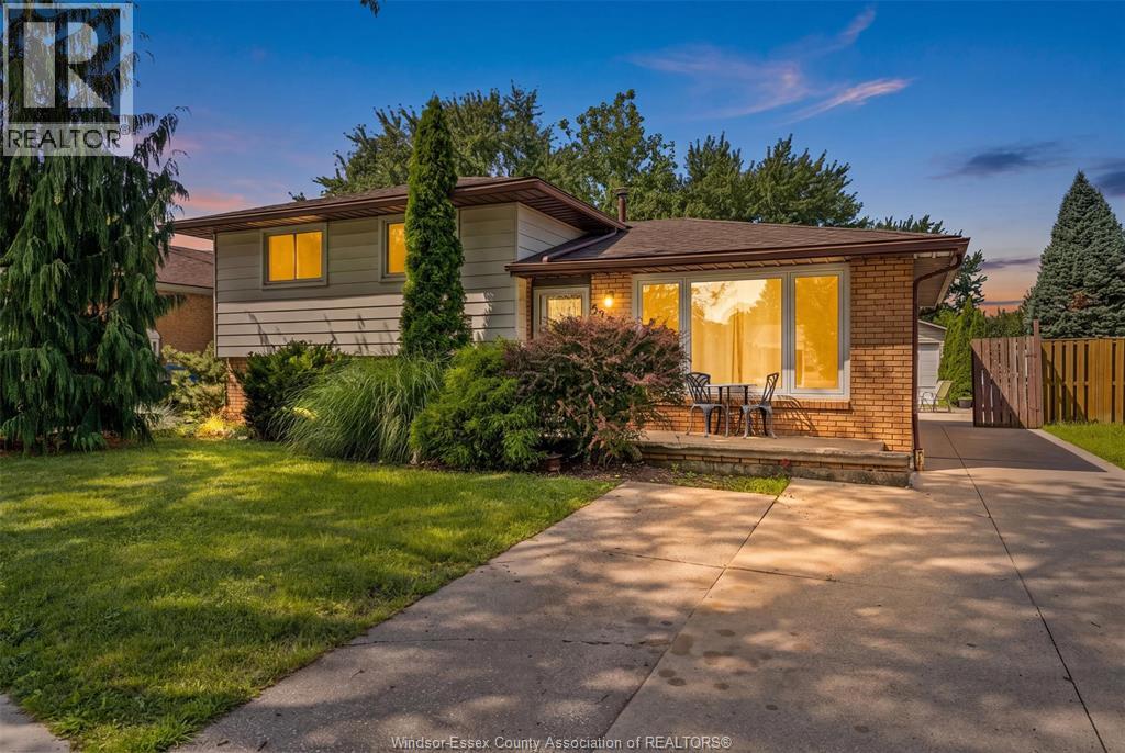 3285 ROSEBRIAR ROAD, Windsor, Ontario