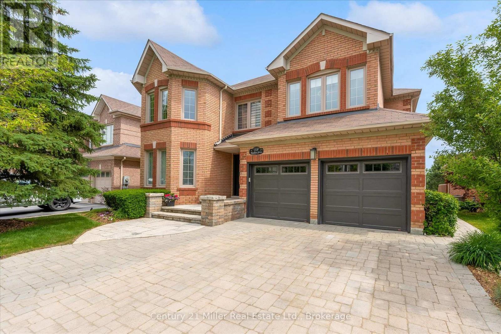 1539 Bayshire Drive, Oakville, Ontario  L6H 6E5 - Photo 1 - W13560744
