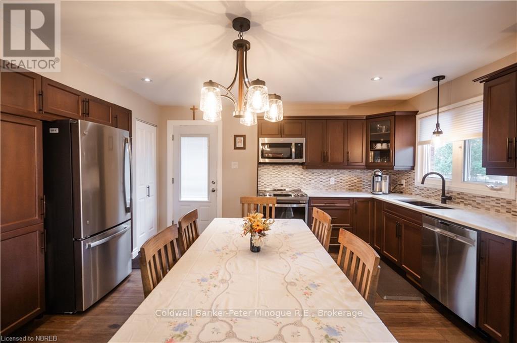 122 Milani Street, North Bay, Ontario P1B 7P3 - Photo 10 - X13560386