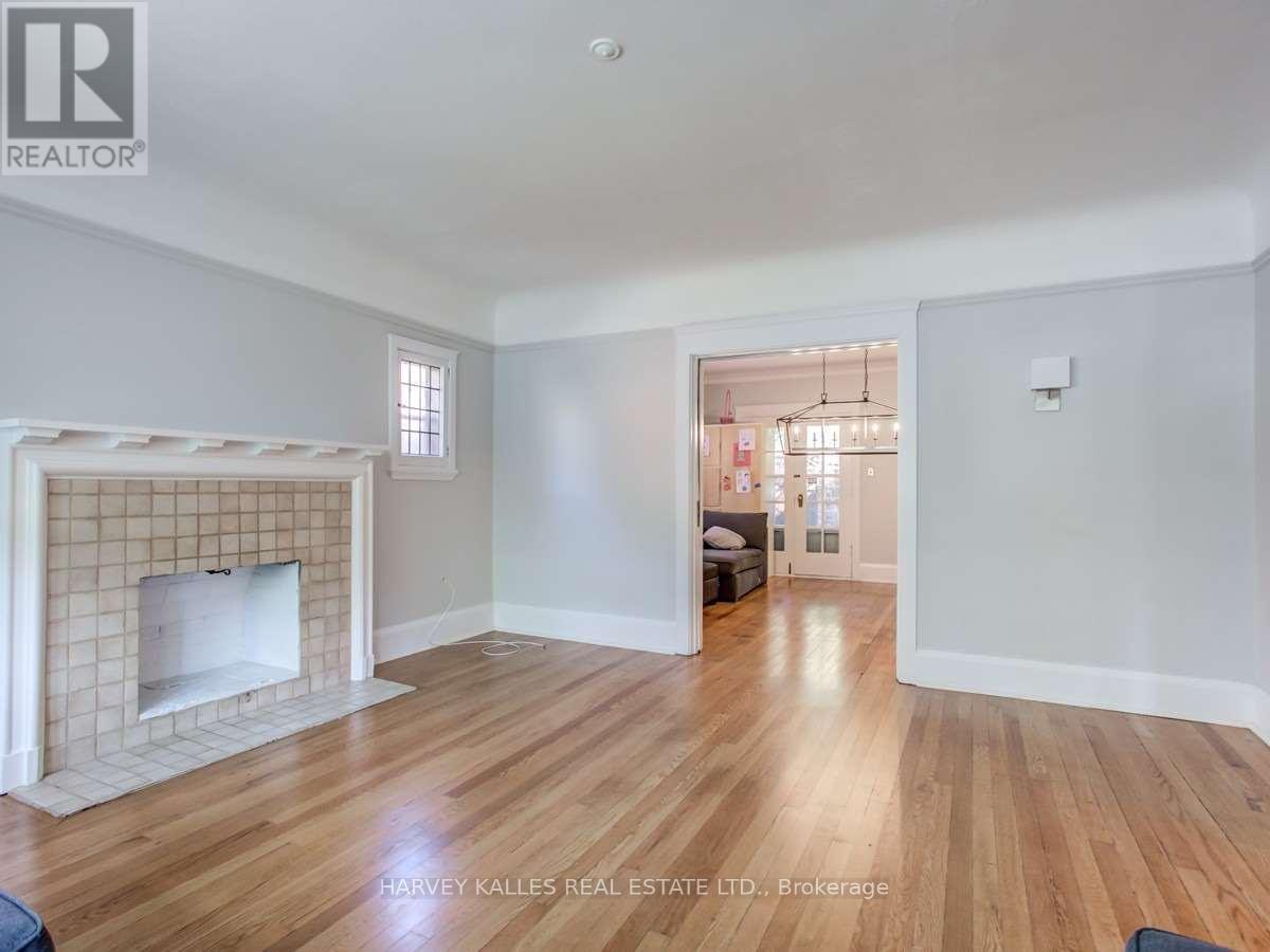 169 Balmoral Avenue, Toronto, Ontario M4V 1J8 - Photo 7 - C13560394