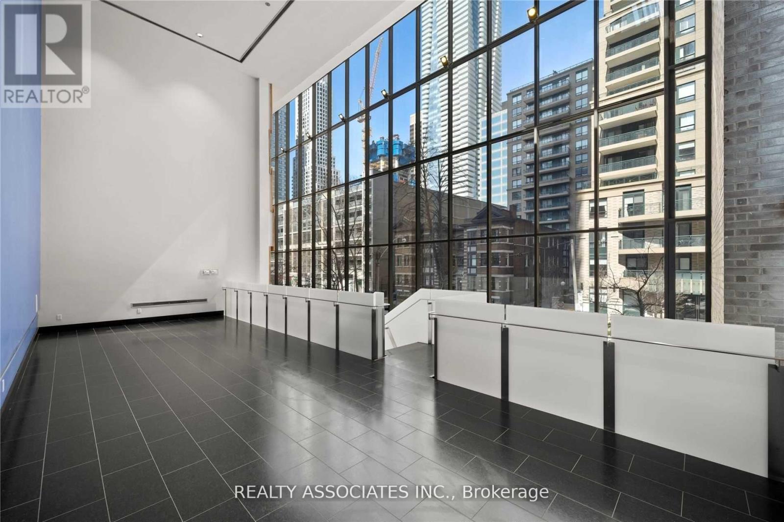 2210 - 33 Charles Street E, Toronto, Ontario  M4Y 0A2 - Photo 15 - C13560420
