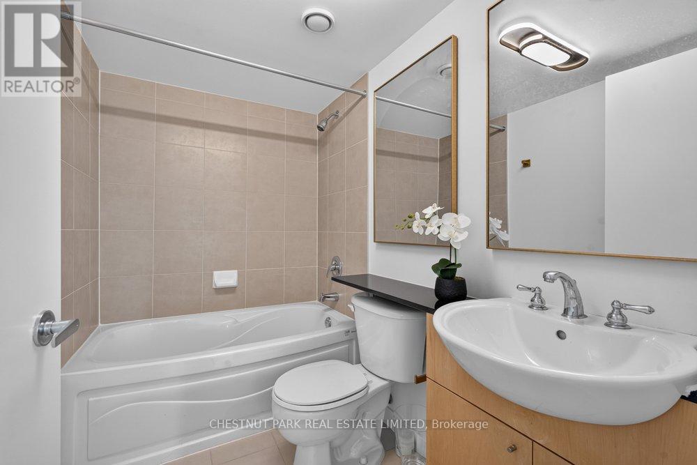 1105 - 361 Front Street W, Toronto, Ontario  M5V 3R5 - Photo 11 - C13560448