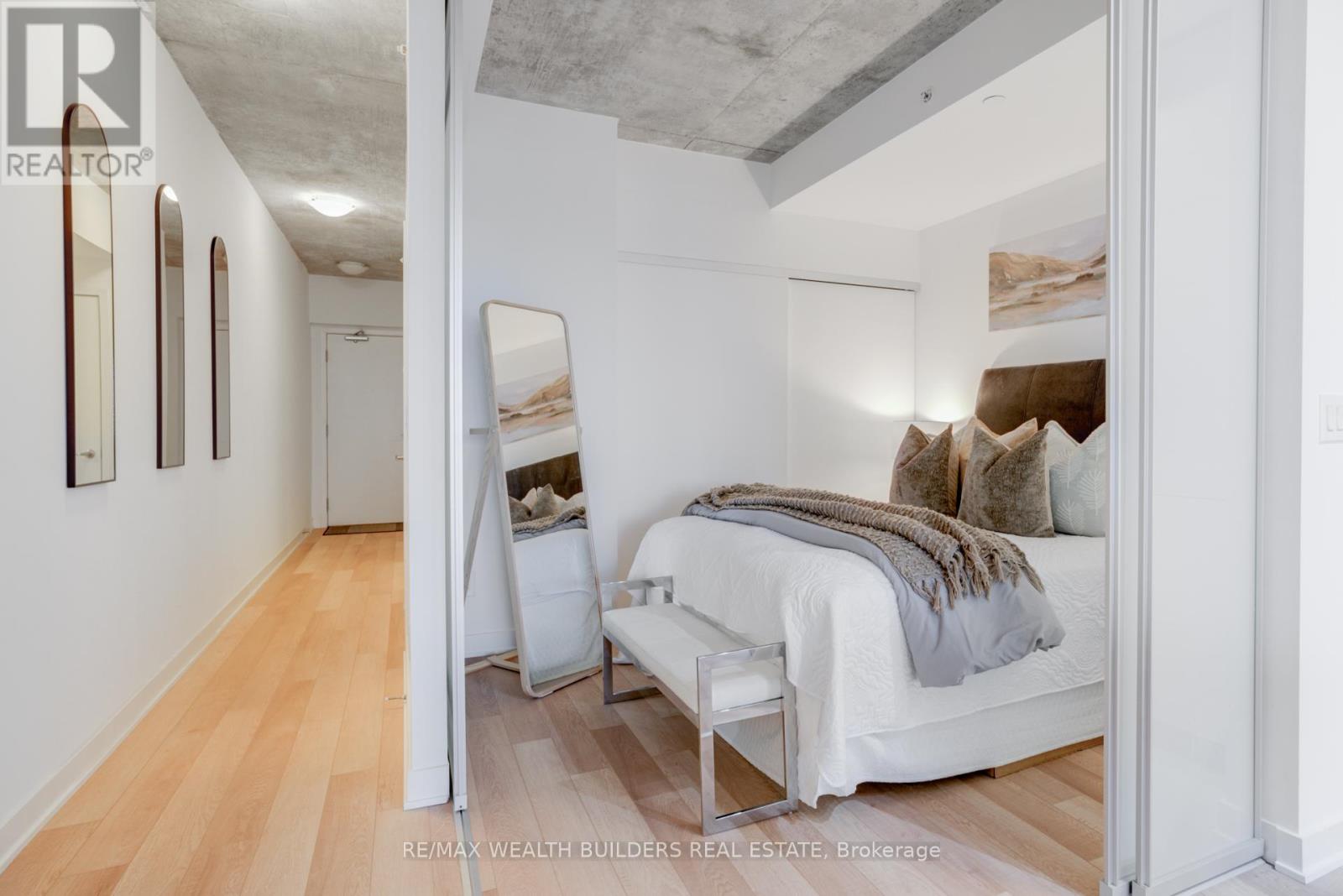 1706 - 210 Simcoe Street, Toronto, Ontario M5T 2W5 - Photo 16 - C13560712