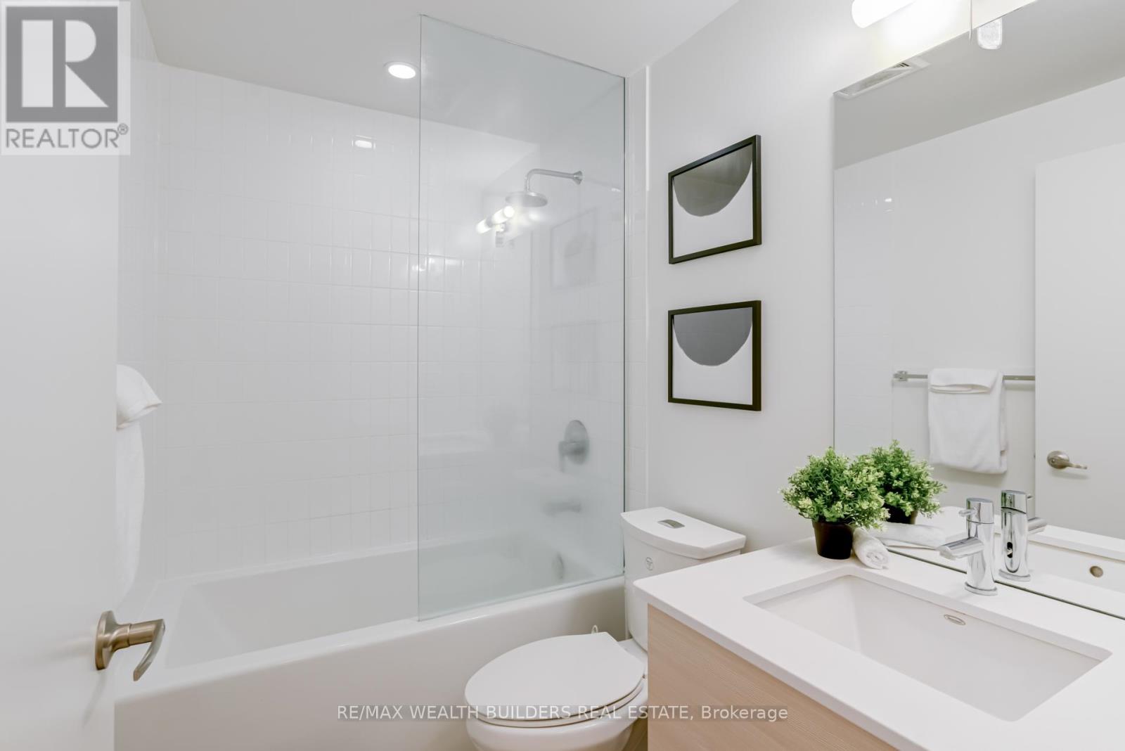 1706 - 210 Simcoe Street, Toronto, Ontario M5T 2W5 - Photo 20 - C13560712