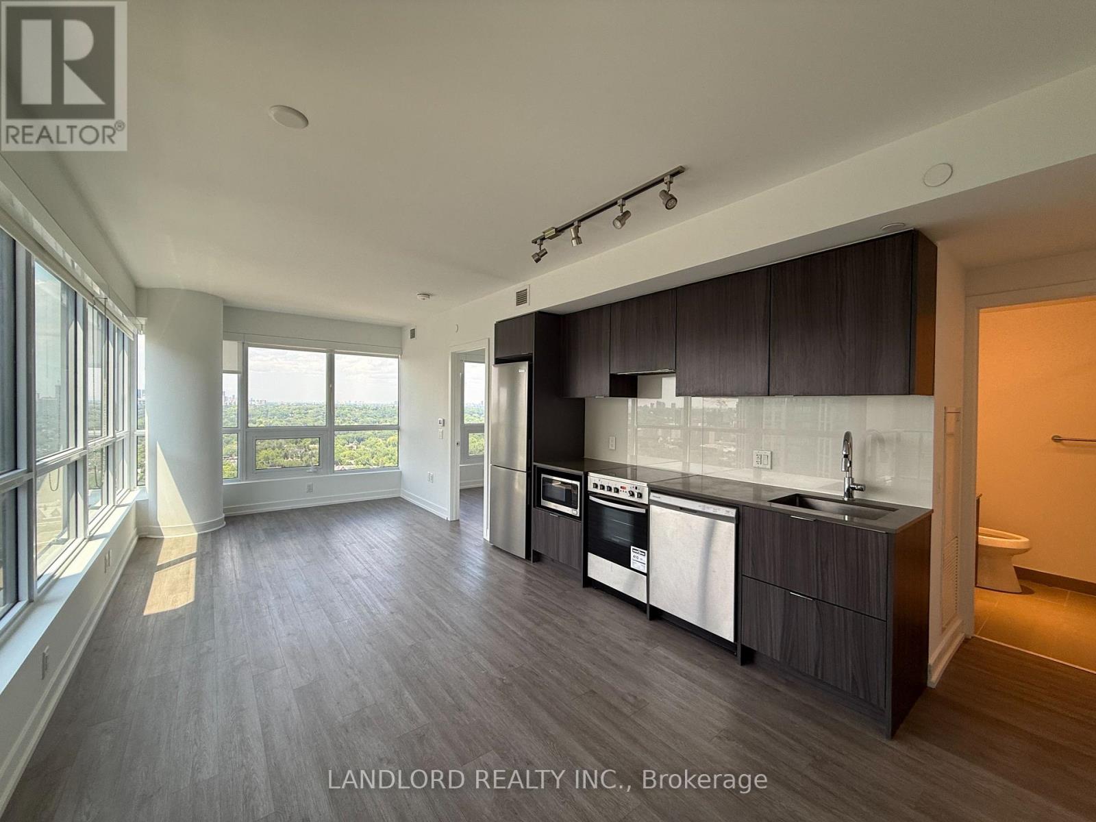 2305 - 395 Bloor Street E, Toronto, Ontario M4W 0B4 - Photo 2 - C13560724