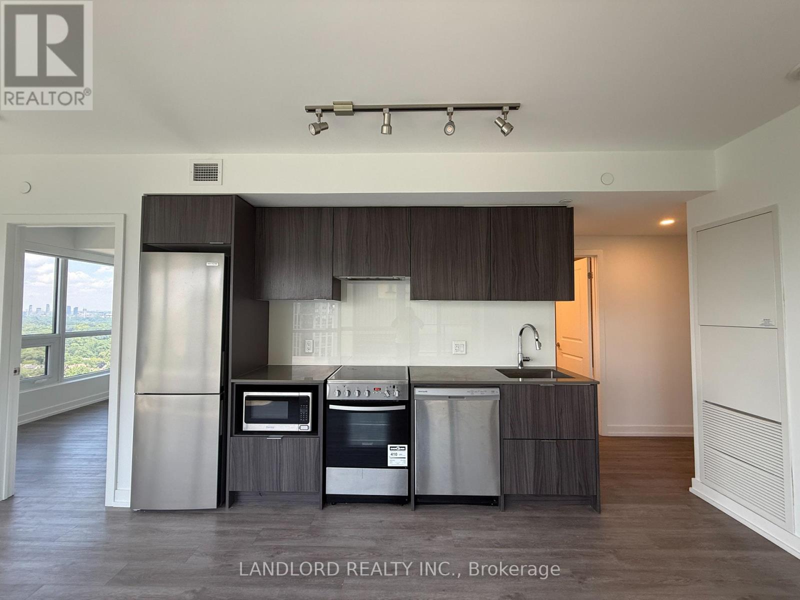 2305 - 395 Bloor Street E, Toronto, Ontario M4W 0B4 - Photo 3 - C13560724