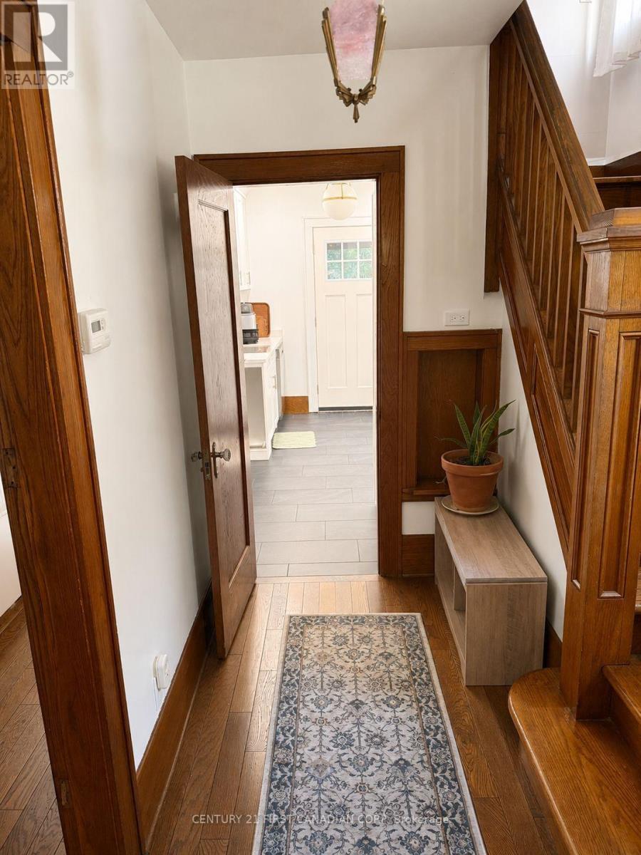 5 Clenray Place, London East, Ontario  N6A 3Y9 - Photo 4 - X13560398