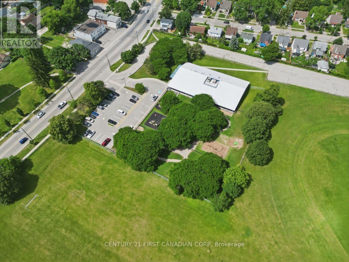 70 Jacqueline Street, London South, Ontario  N5Z 3P7 - Photo 3 - X13560458
