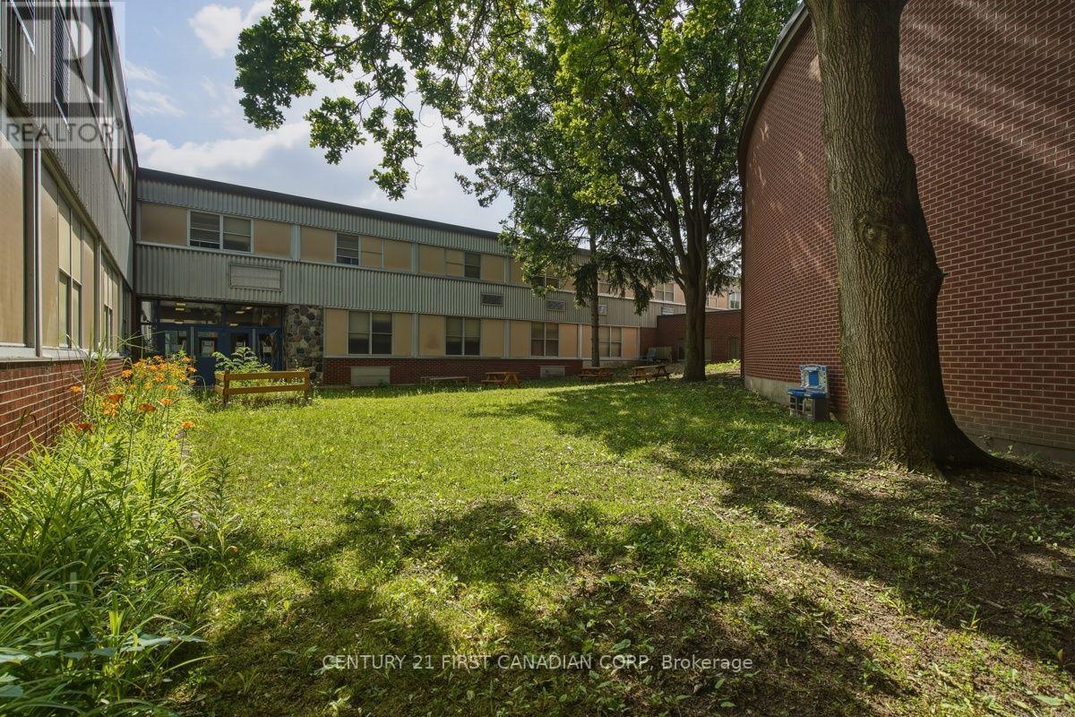 70 Jacqueline Street, London South, Ontario  N5Z 3P7 - Photo 40 - X13560458
