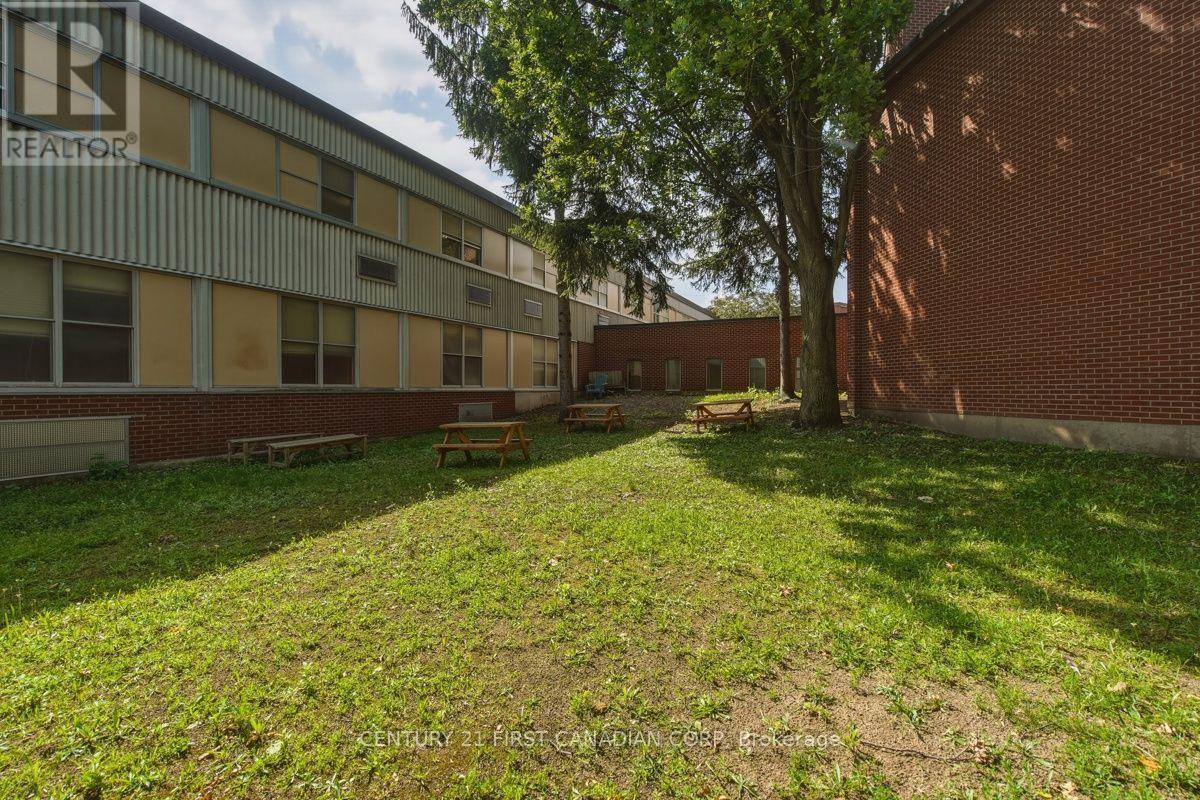 70 Jacqueline Street, London South, Ontario  N5Z 3P7 - Photo 41 - X13560458