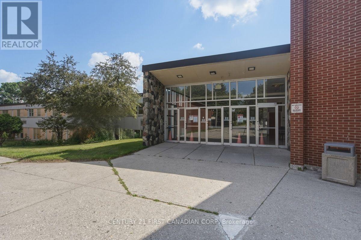 70 Jacqueline Street, London South, Ontario  N5Z 3P7 - Photo 5 - X13560458