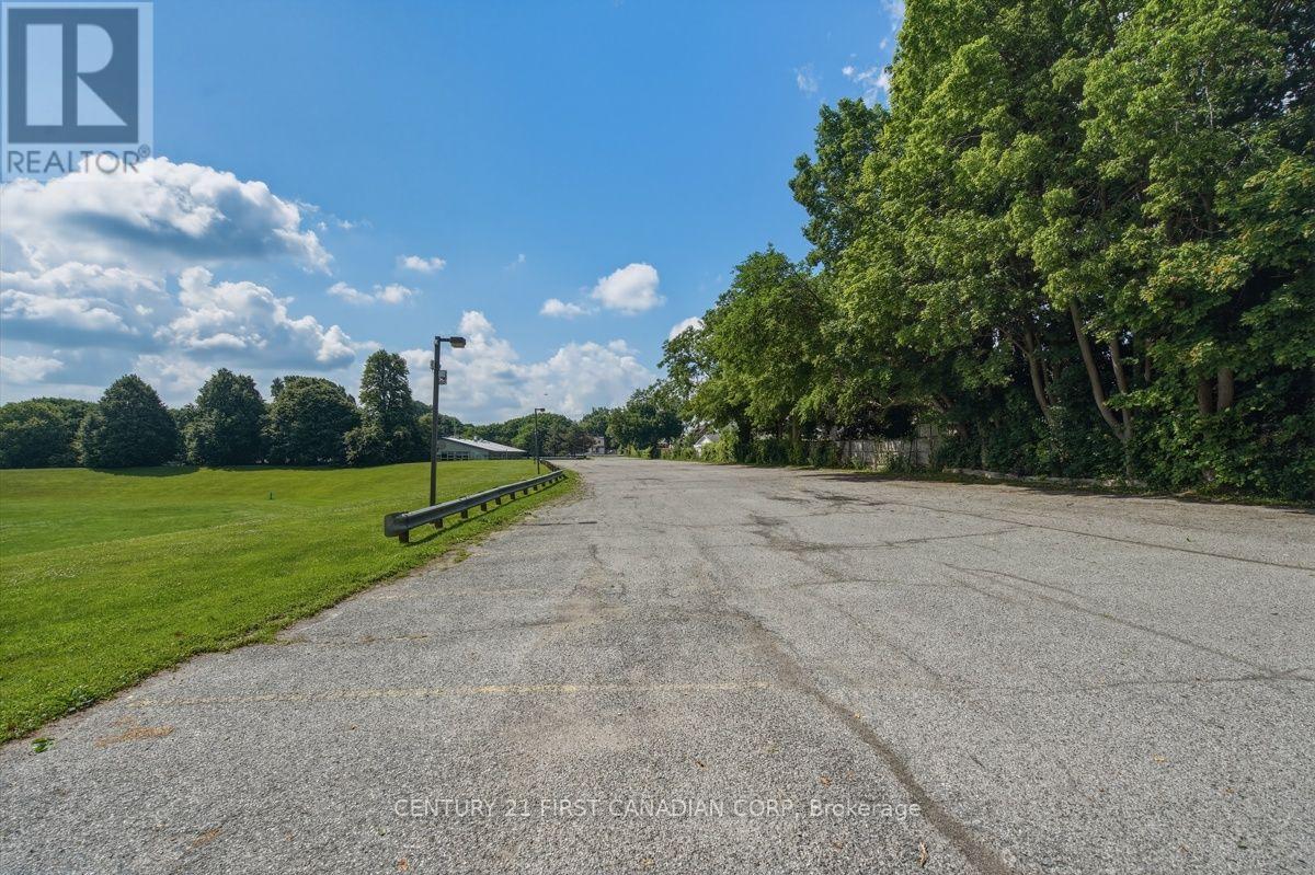 70 Jacqueline Street, London South, Ontario  N5Z 3P7 - Photo 8 - X13560458