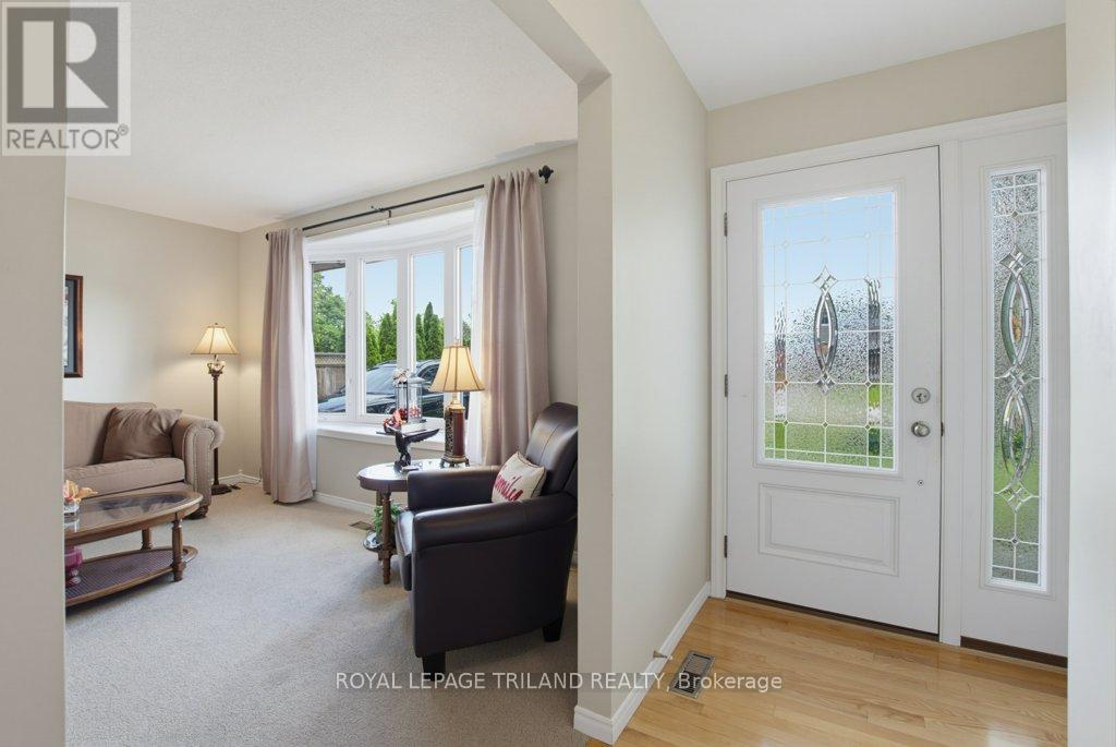 5 Warren Crescent, St. Thomas, Ontario  N5P 3Z1 - Photo 2 - X13560572