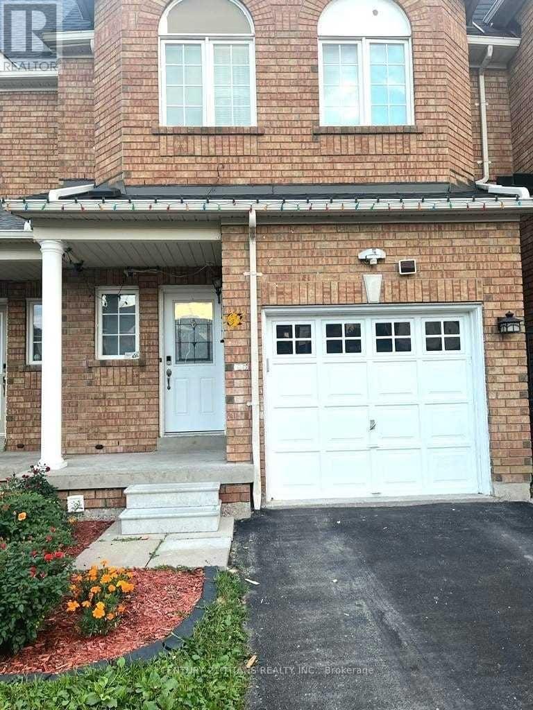 MAIN FLOOR - 32 DOOLEY CRESCENT, Ajax (Northwest Ajax)