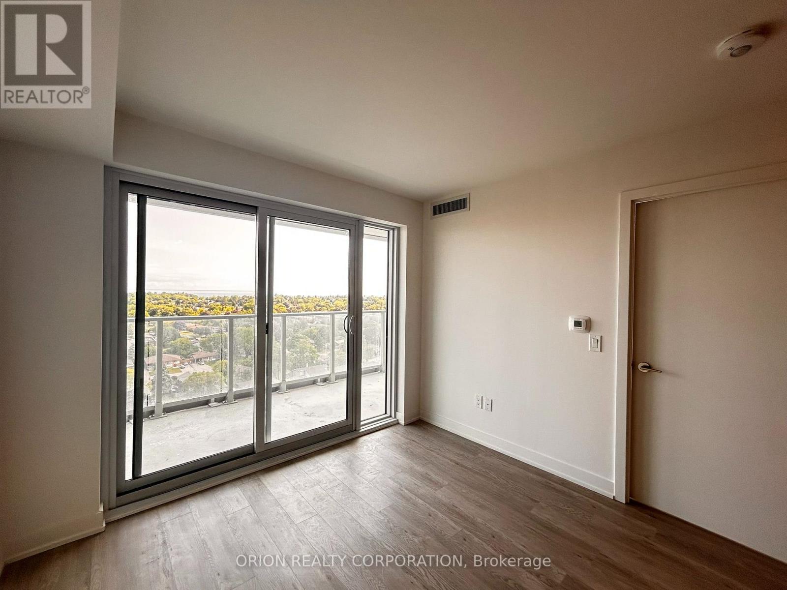 1307 - 1010 Sandy Beach Road, Pickering, Ontario  L1W 0C7 - Photo 12 - E13560426