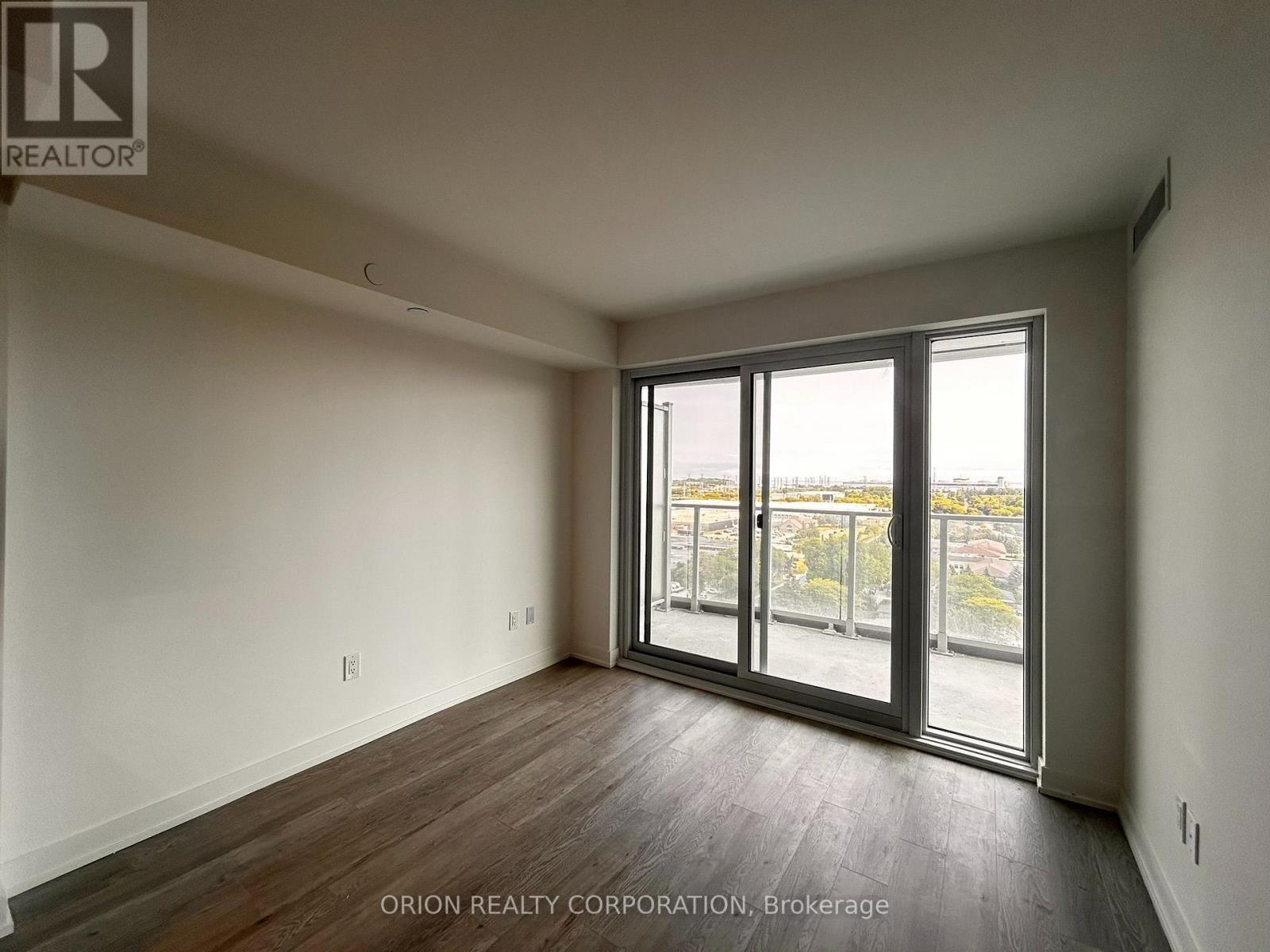 1307 - 1010 Sandy Beach Road, Pickering, Ontario  L1W 0C7 - Photo 13 - E13560426