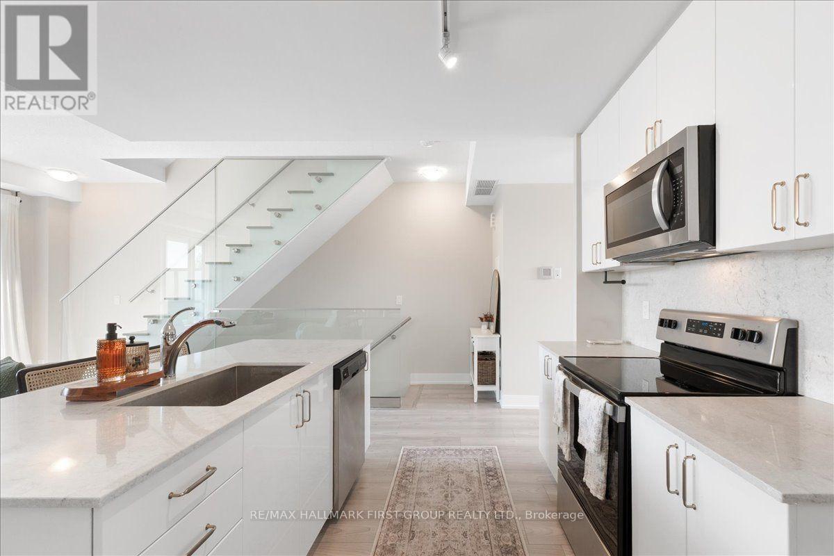 Th4 - 1245 Bayly Street, Pickering, Ontario  L1W 0B5 - Photo 10 - E13560582