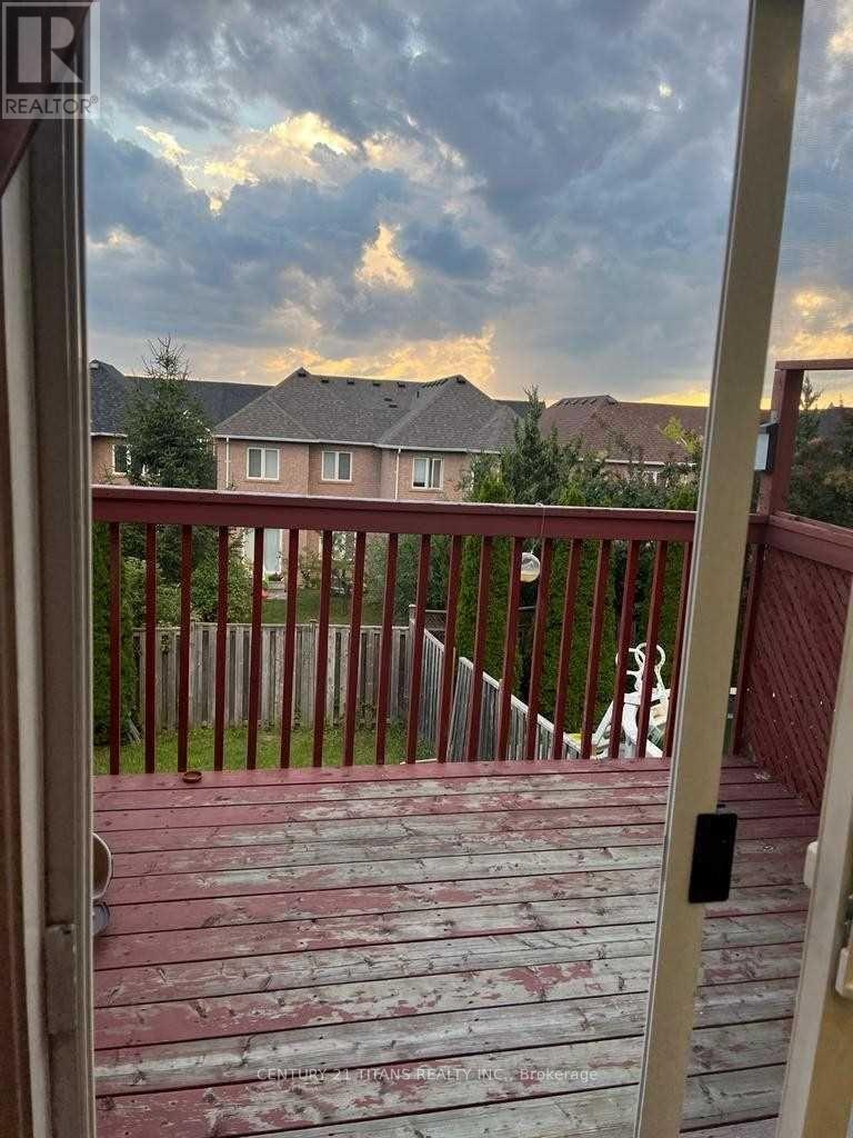 Main Floor - 32 Dooley Crescent, Ajax, Ontario L1T 4J4 - Photo 6 - E13560666
