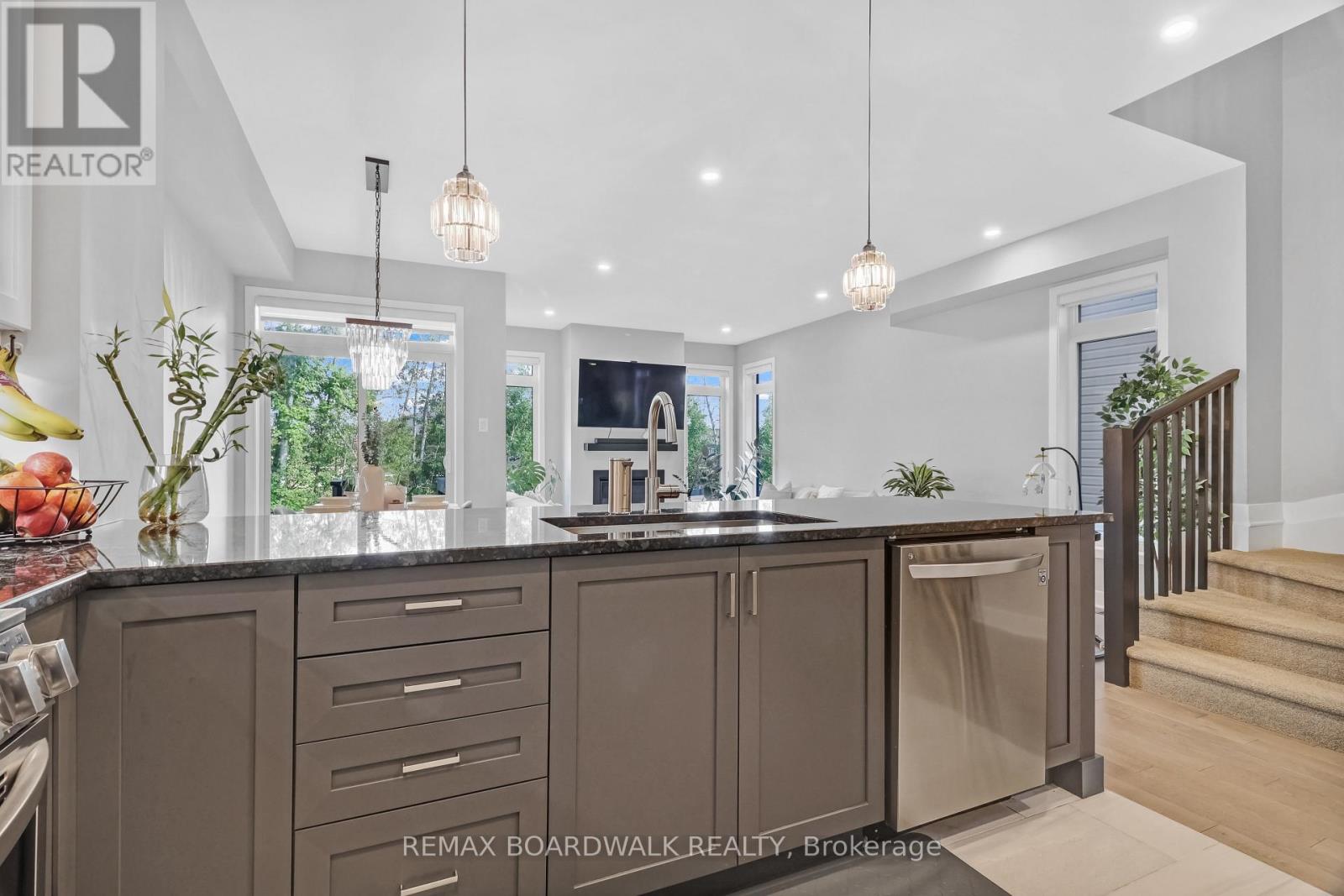 232 Bristol Crescent, North Grenville, Ontario  K0G 1J0 - Photo 13 - X13560444