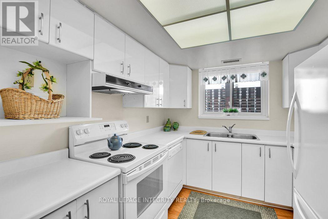 810 - 1705 Playfair Drive, Ottawa, Ontario  K1H 8P6 - Photo 18 - X13560622