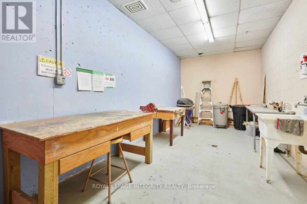 810 - 1705 Playfair Drive, Ottawa, Ontario  K1H 8P6 - Photo 36 - X13560622