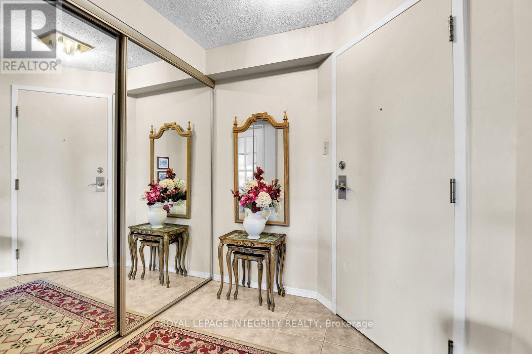 810 - 1705 Playfair Drive, Ottawa, Ontario  K1H 8P6 - Photo 8 - X13560622