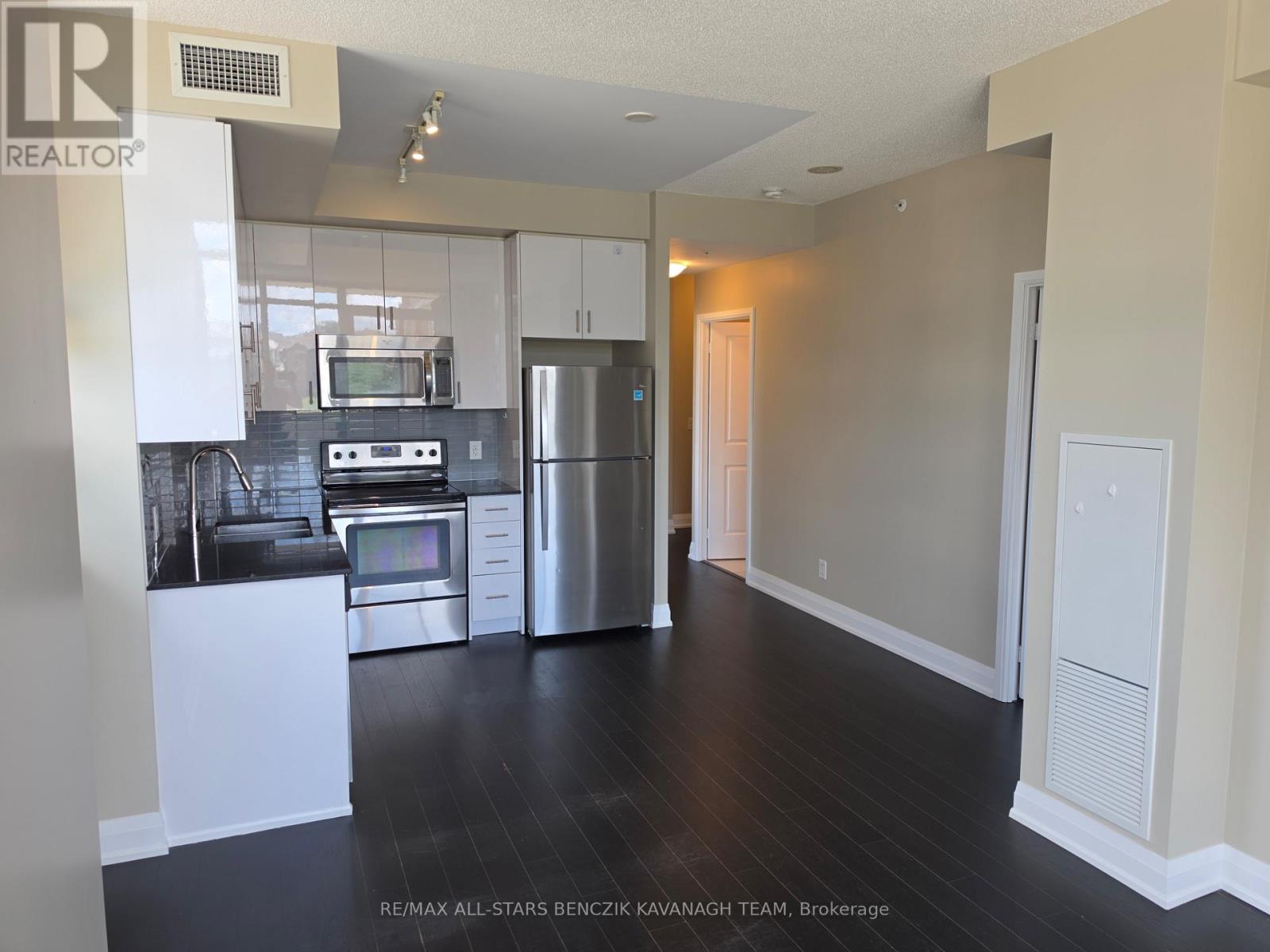 202 - 9582 Markham Road, Markham, Ontario  L6E 0T4 - Photo 4 - N13560494