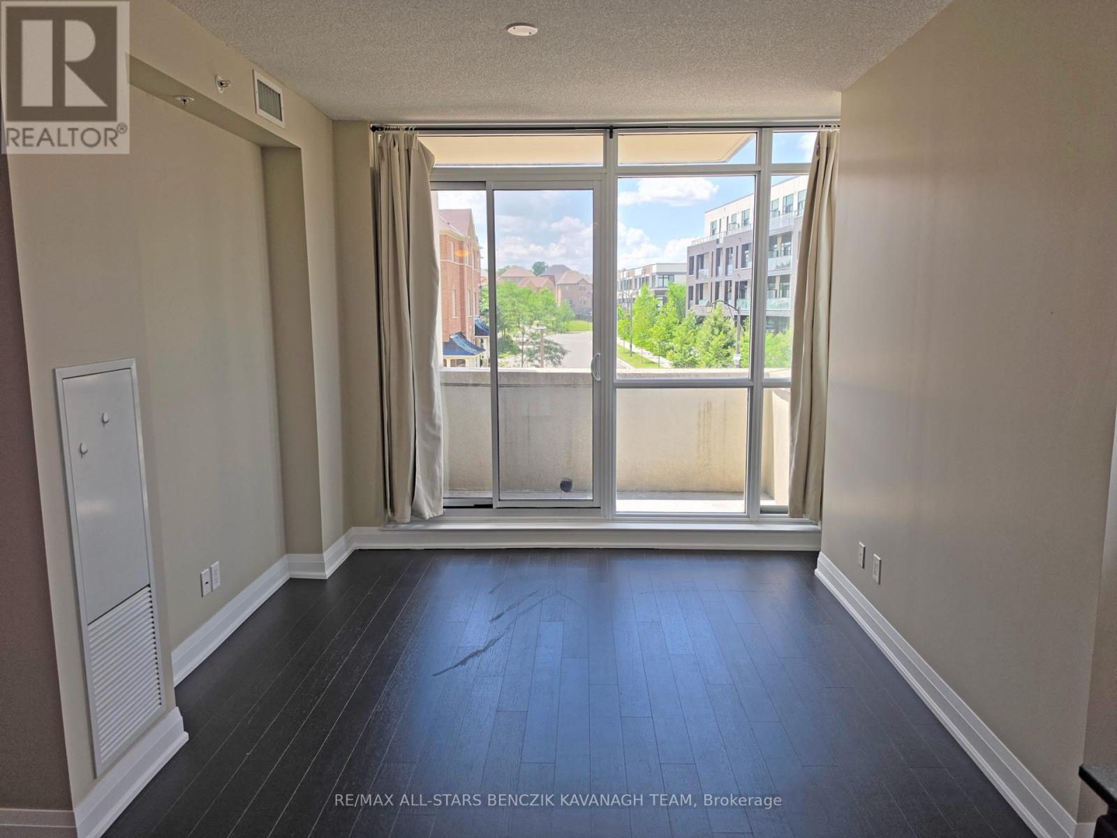 202 - 9582 Markham Road, Markham, Ontario  L6E 0T4 - Photo 5 - N13560494