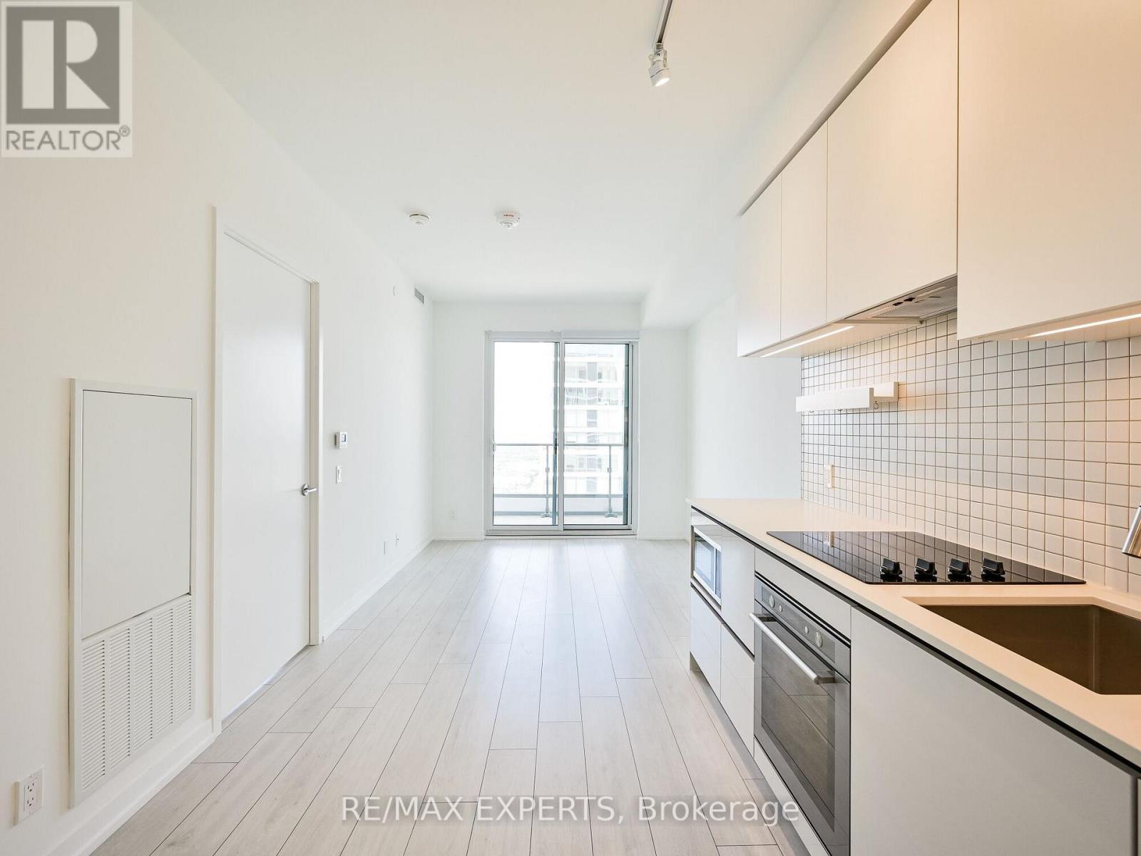 5910 - 950 Portage Parkway, Vaughan, Ontario L4K 0J7 - Photo 5 - N13560508