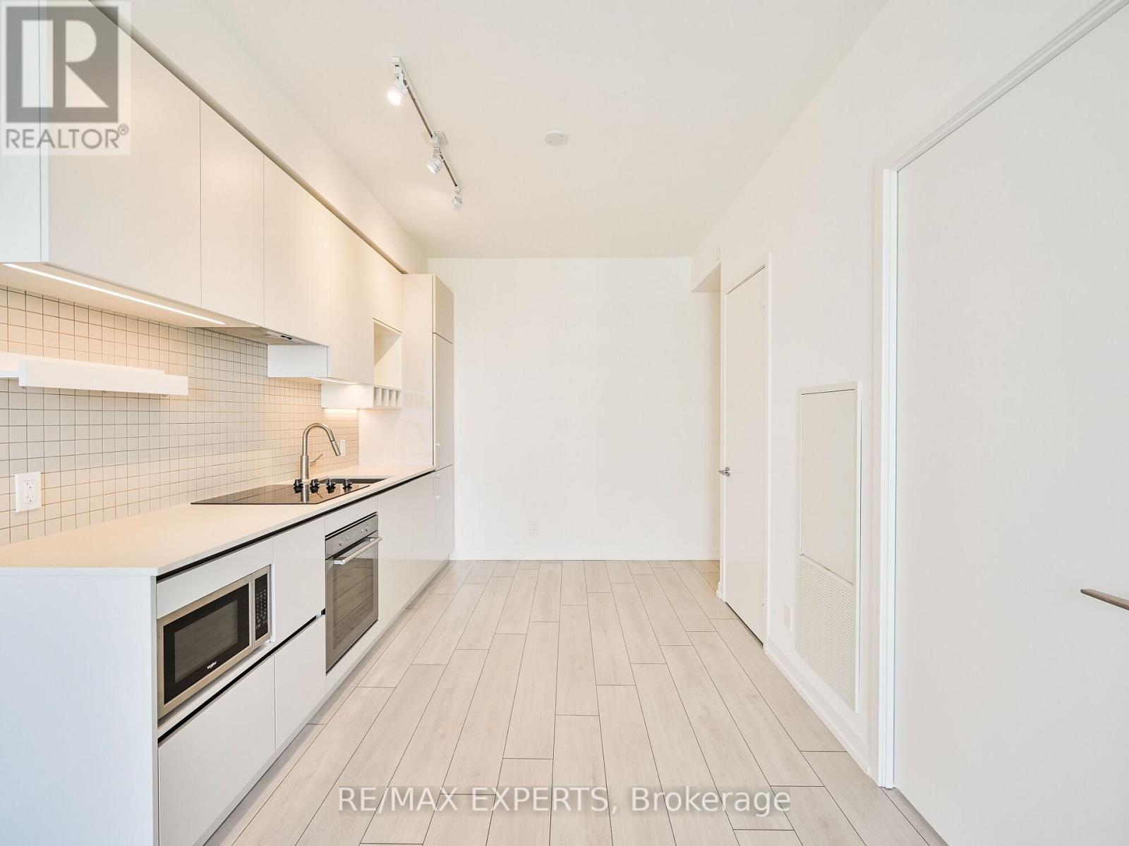 5910 - 950 Portage Parkway, Vaughan, Ontario L4K 0J7 - Photo 8 - N13560508