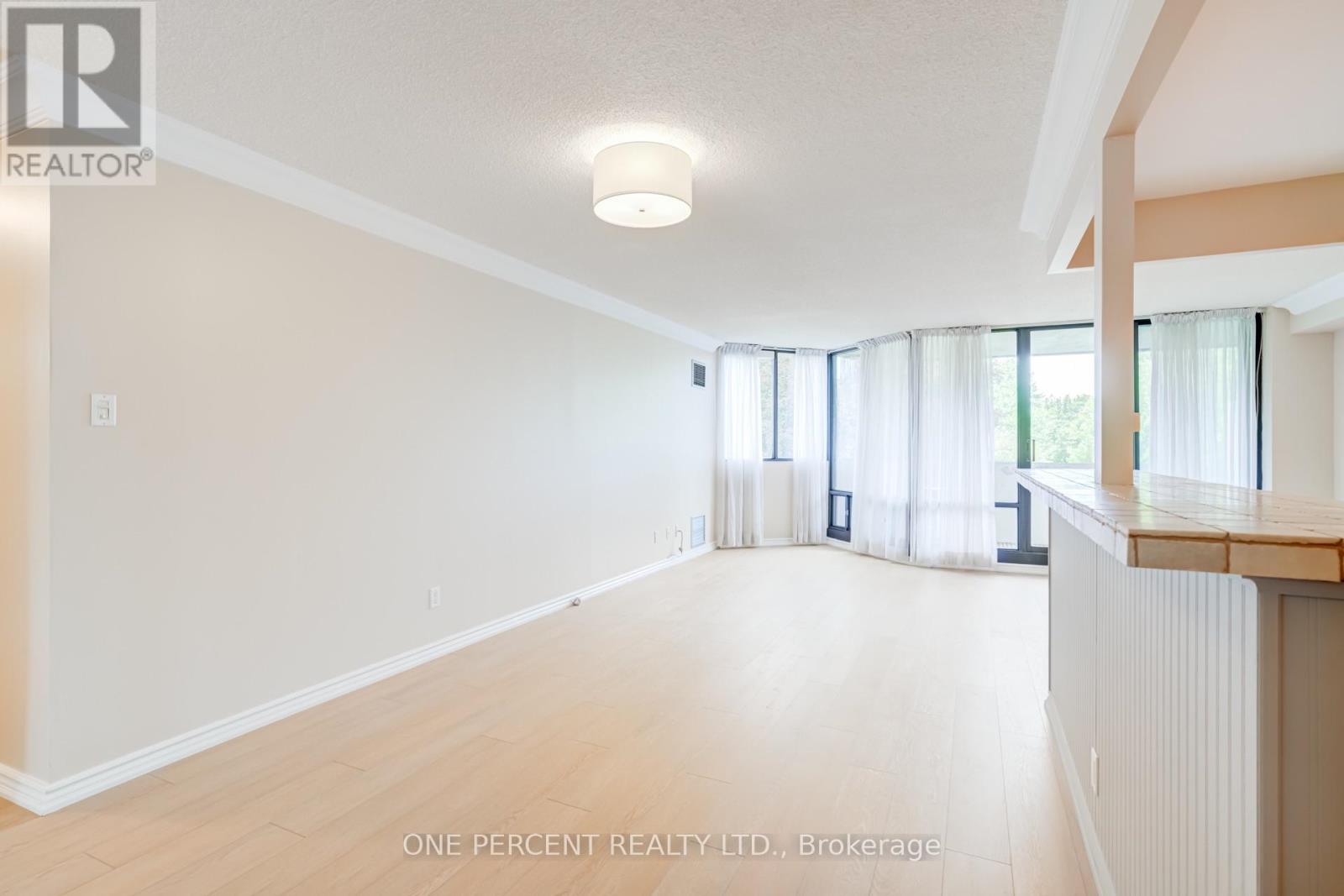302 - 40 Baif Boulevard, Richmond Hill (North Richvale), Ontario  L4C 5M9 - Photo 13 - N13560558