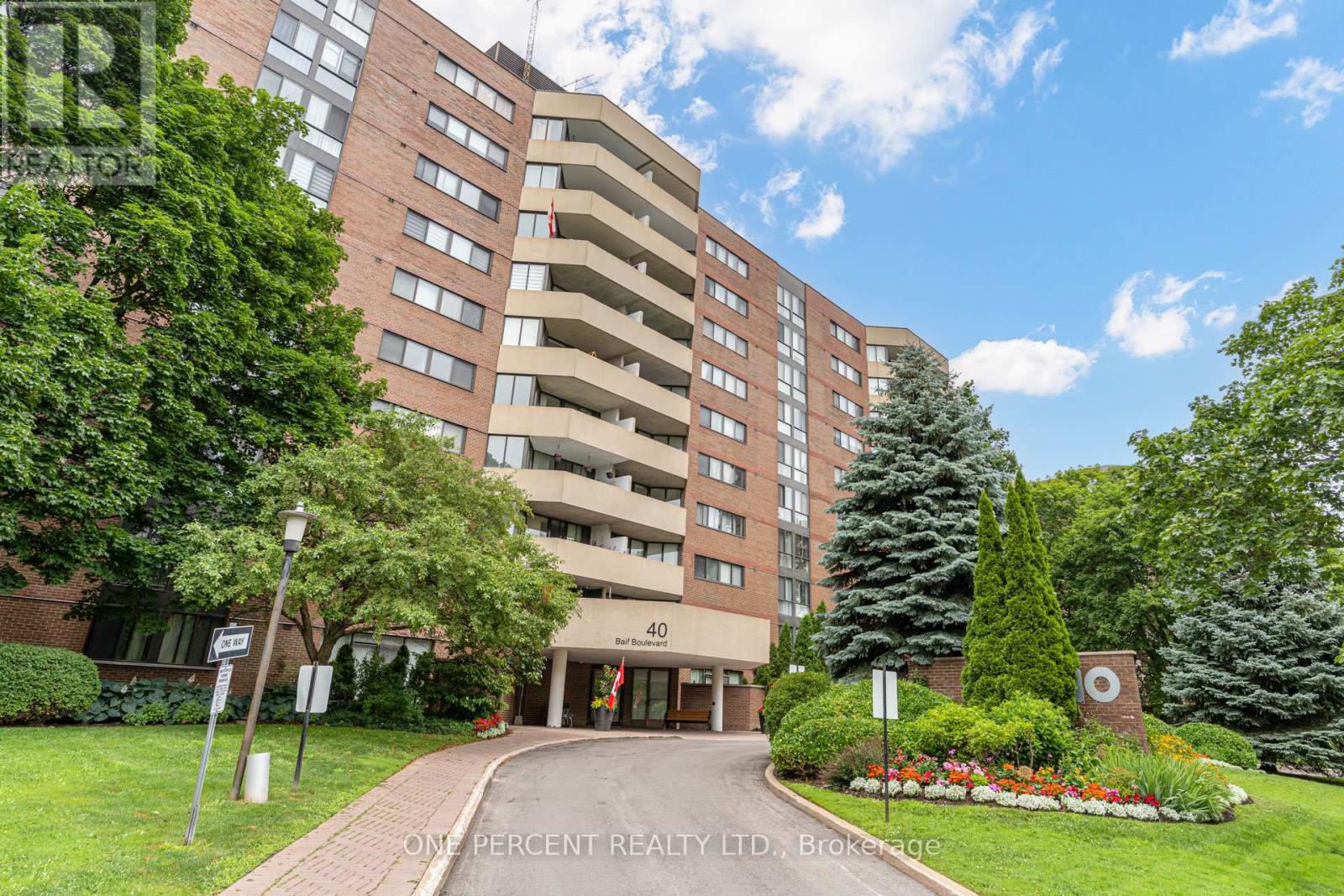 302 - 40 Baif Boulevard, Richmond Hill (North Richvale), Ontario  L4C 5M9 - Photo 3 - N13560558