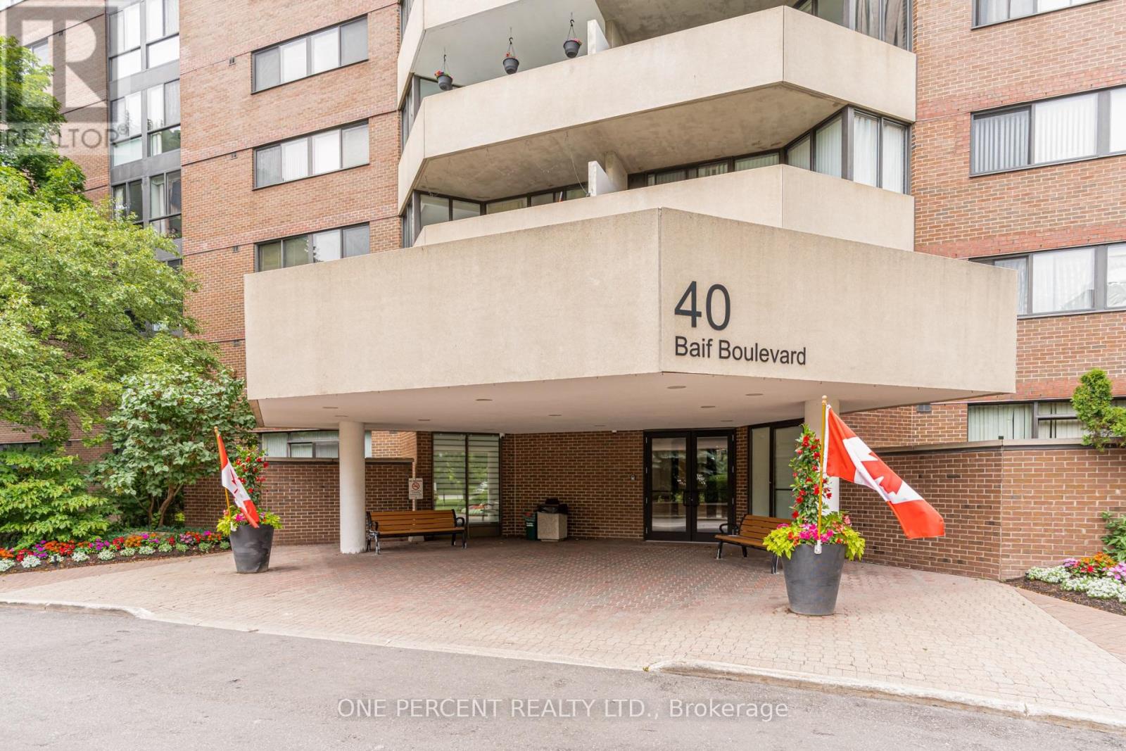 302 - 40 Baif Boulevard, Richmond Hill (North Richvale), Ontario  L4C 5M9 - Photo 5 - N13560558