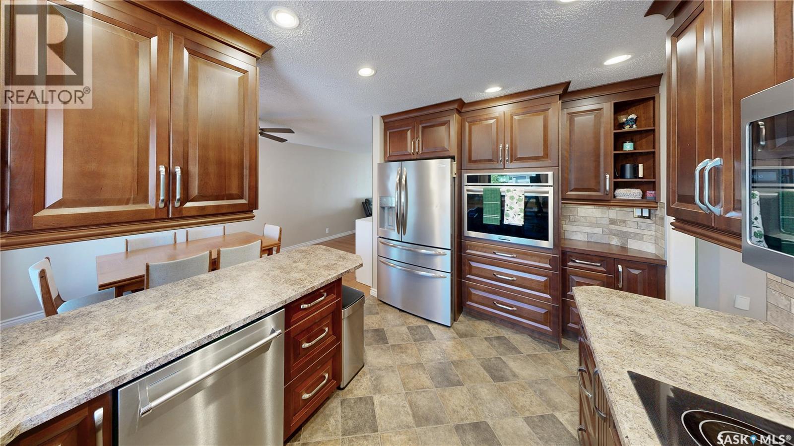 70 Hawkes Avenue, Regina, Saskatchewan  S4X 1B4 - Photo 12 - SK042483