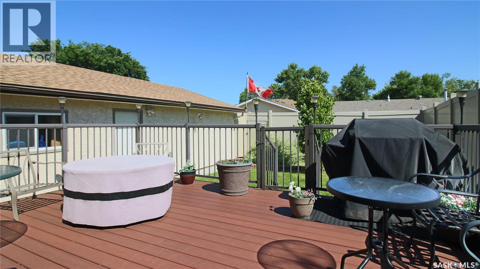 70 Hawkes Avenue, Regina, Saskatchewan  S4X 1B4 - Photo 44 - SK042483