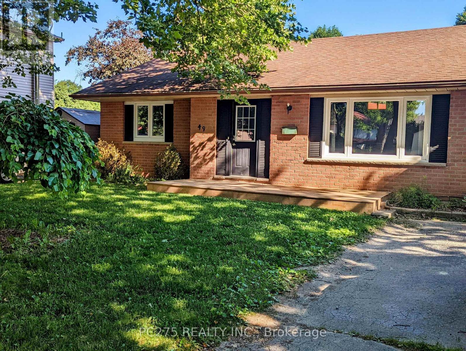 49 CAPRICE CRESCENT, London East, Ontario